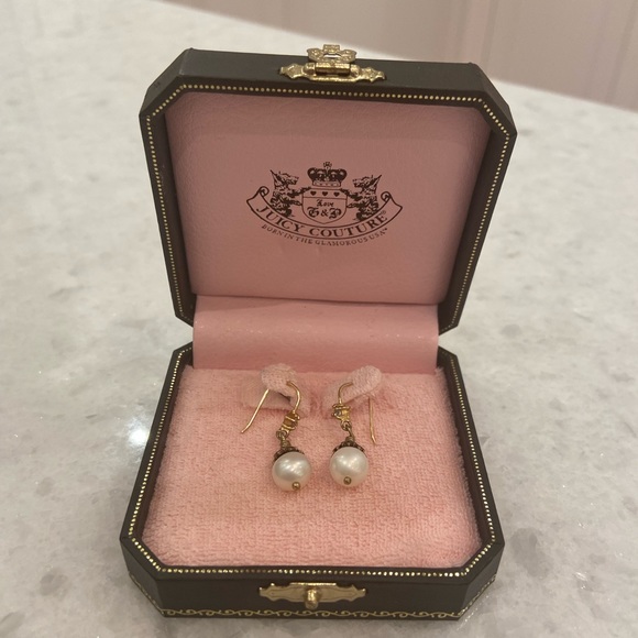Juicy couture Pearl earrings - Picture 1 of 4